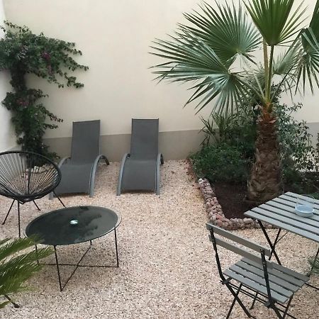 Lazare Maison De Maitre , Appartements De Standing Avec Parking Privatif A Seulement 7 Minutes A Pied Du Centre Historique De Безьє Екстер'єр фото